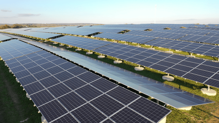 Photovoltaik-Wartung 101: Tipps zur langfristigen Sicherung der Anlageneffizienz