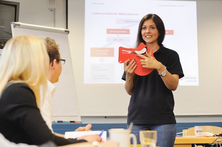 Erste-Hilfe Kurs München: Ihre Vorbereitung auf unvorhersehbare Situationen