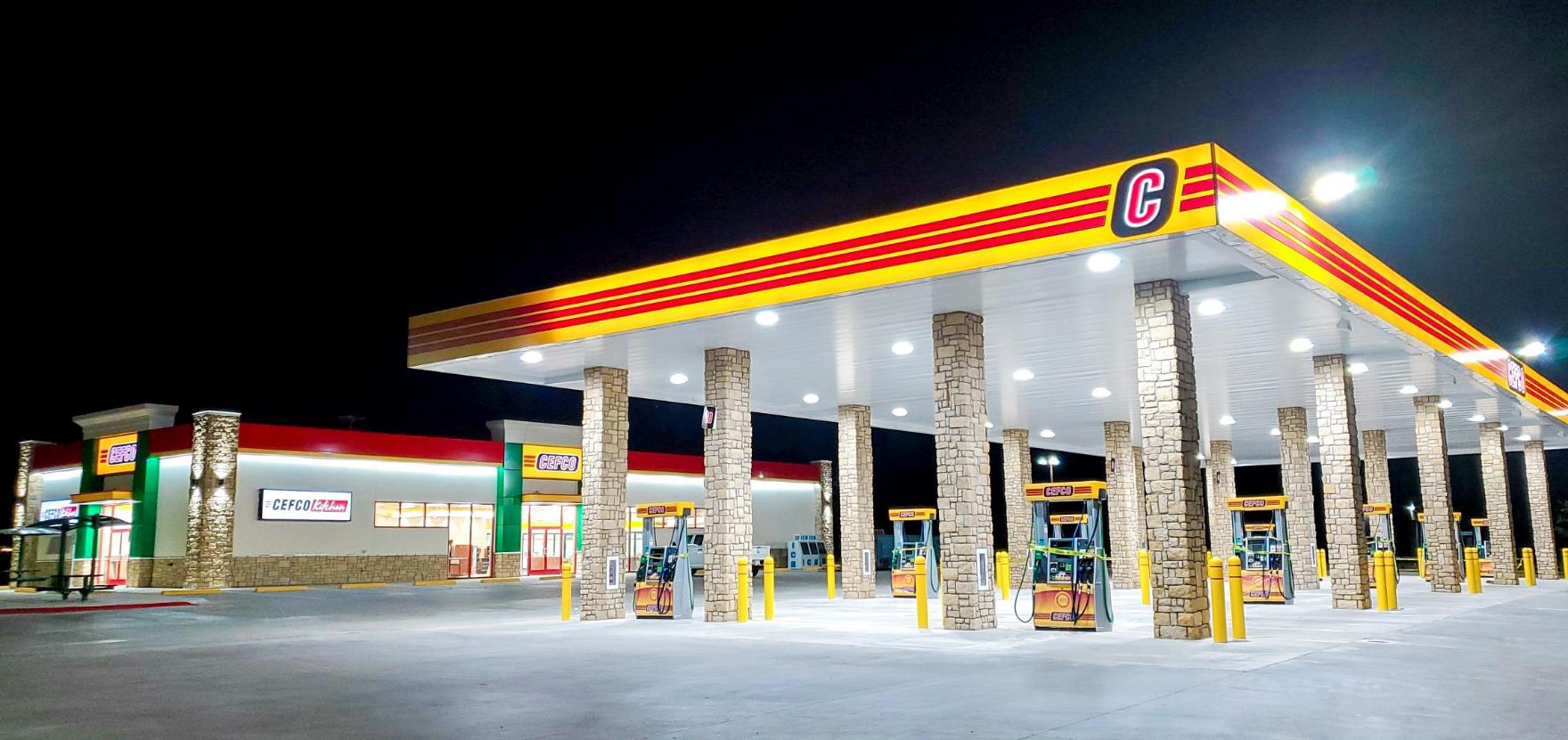 Tankstelle in der Nähe: Zwei Mal schnell den nächsten Treibstoff finden