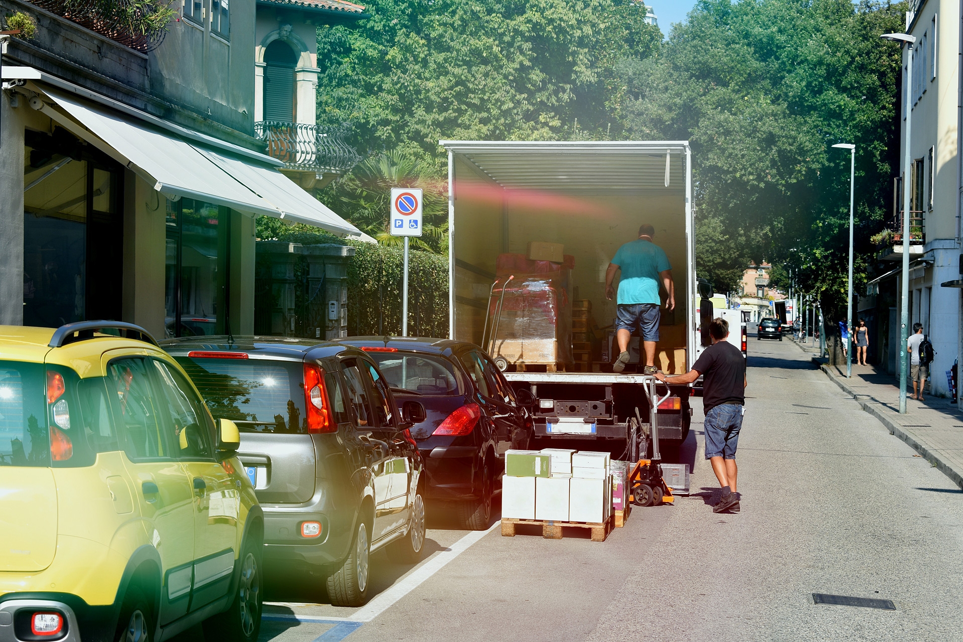 Ihr Umzug, Ihr Platz: Halteverbot Parking Perfection